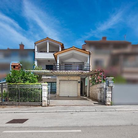Apartment Blu Pula Luaran gambar